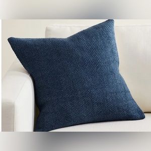 Faye Linen Throw Pillow Covers